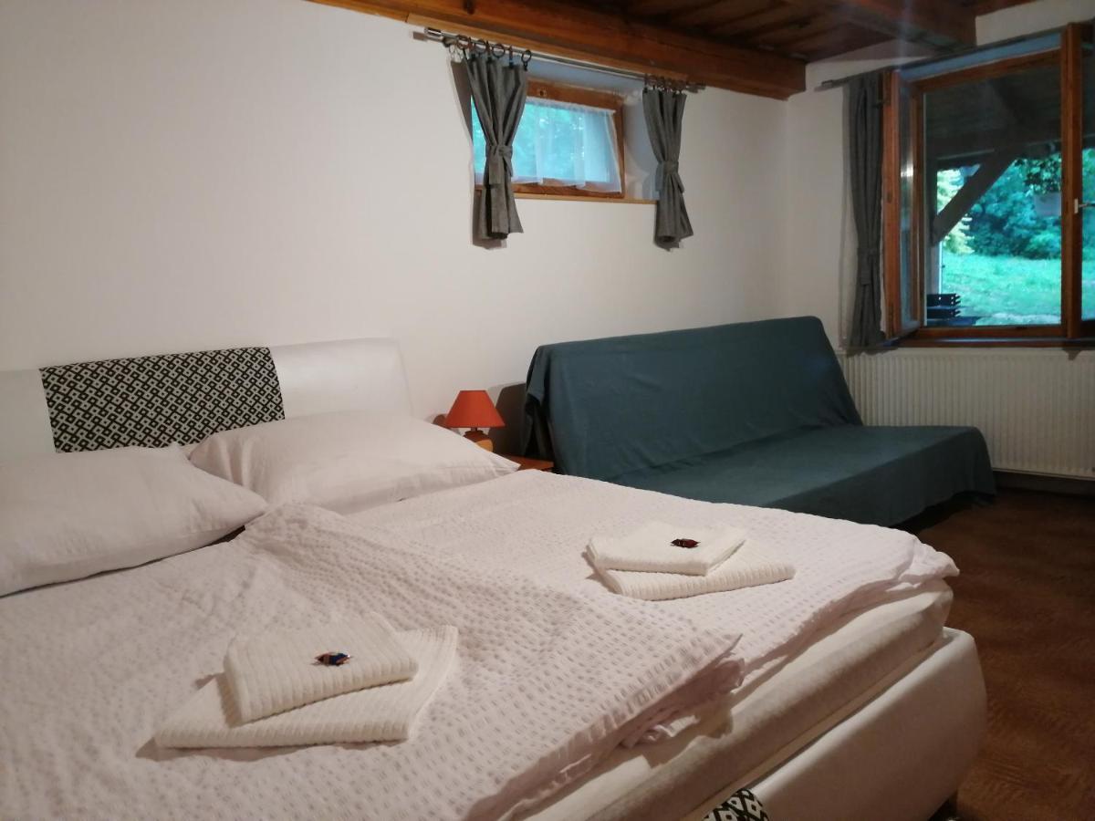 Flora Apartmanok Kehidakustány Esterno foto